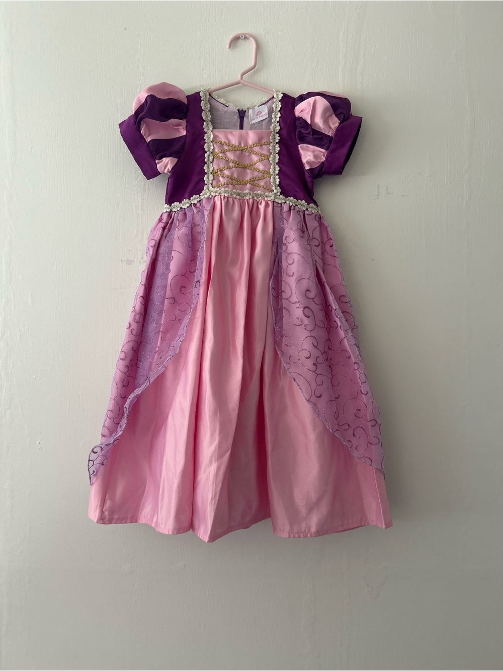 Disney Rapunzel dress, costume size 4y